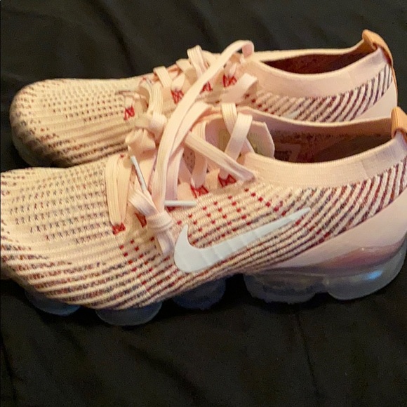 Nike sunset tint/white/blue/gym force red vapormax - Picture 4 of 9